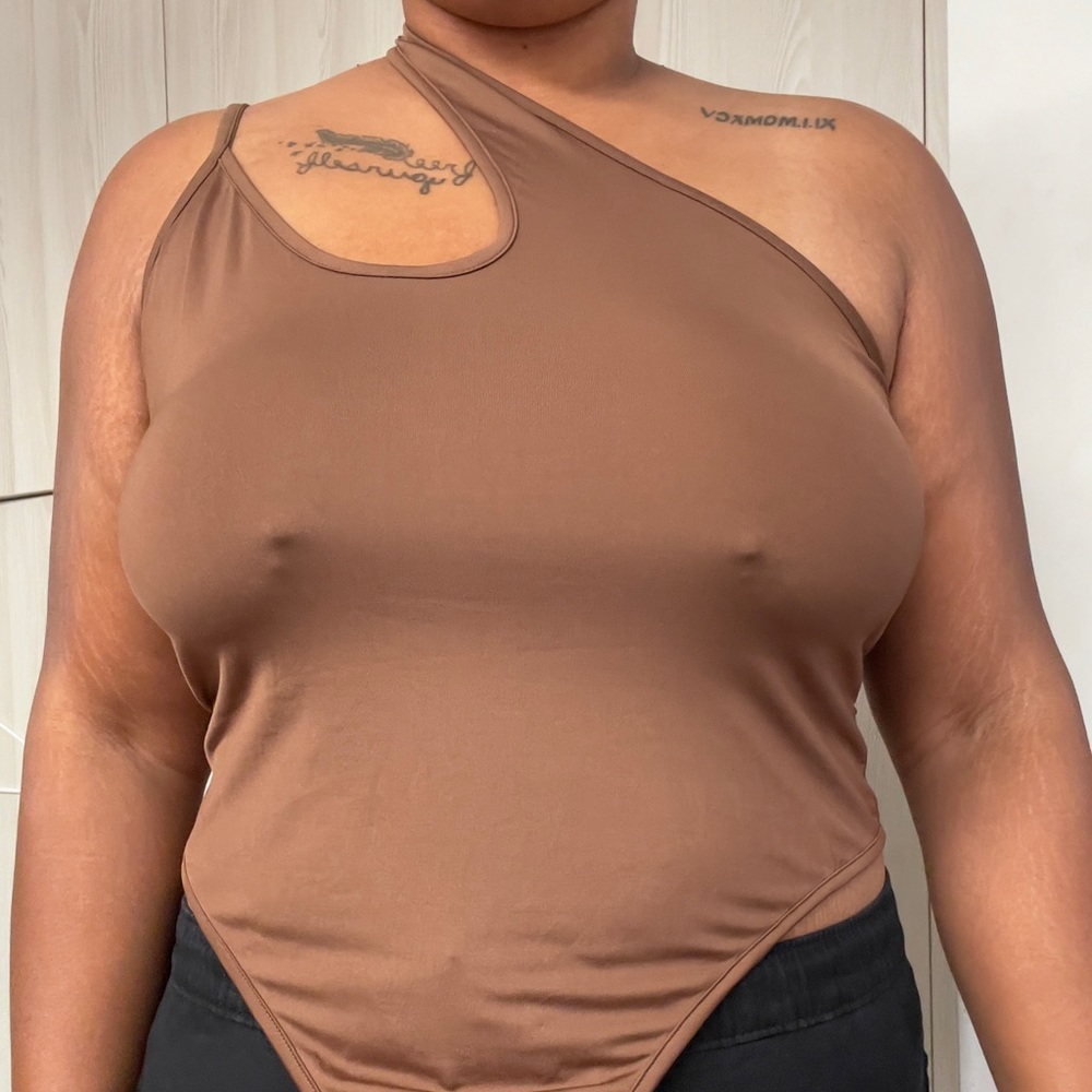SHEIN ONE SHOULDER TANK